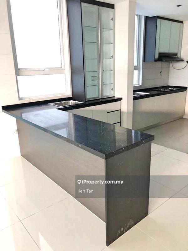 Rumah Berkembar untuk Dijual di The Rafflesia Damansara Perdana, Petaling Jaya oleh Ken Tan - iProperty.com.my