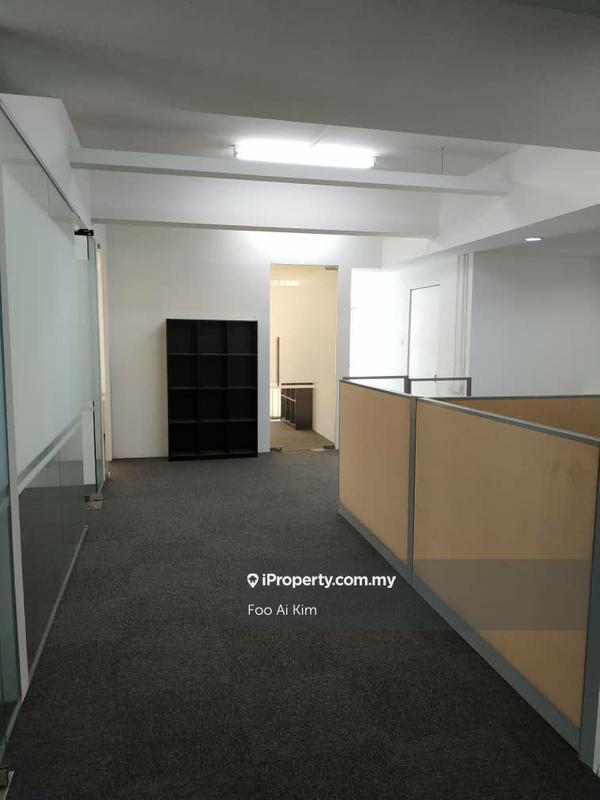 For Rent - Oasis Square