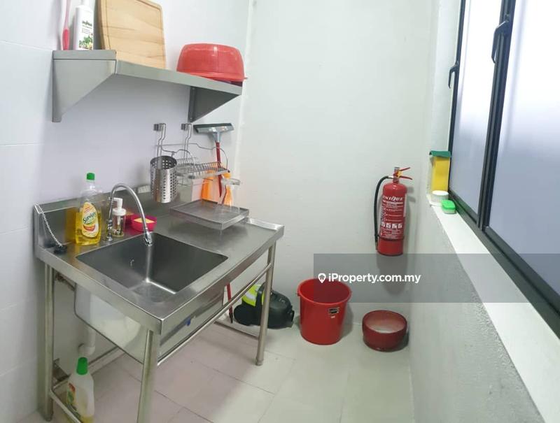 For Rent - Suria Putra