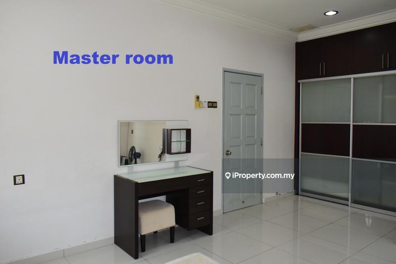 Rumah Berkembar untuk Dijual di Taman Equine, Seri Kembangan oleh Philip Wong - iProperty.com.my
