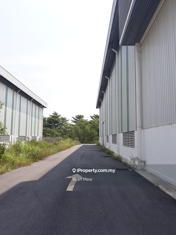 Detached Factory for Rent in TAMAN PUCHONG UTAMA, Puchong by Ryan Mew - iProperty.com.my