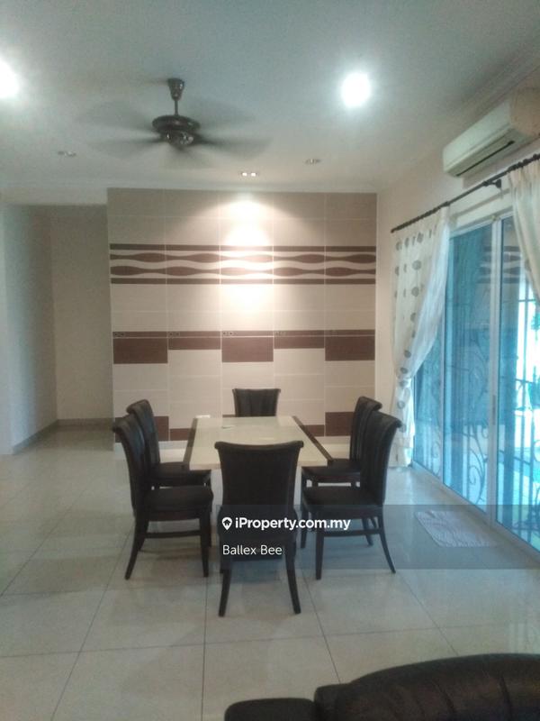 Rumah Berkembar untuk Dijual di Kemunung Utama, Shah Alam oleh Ballex Bee - iProperty.com.my