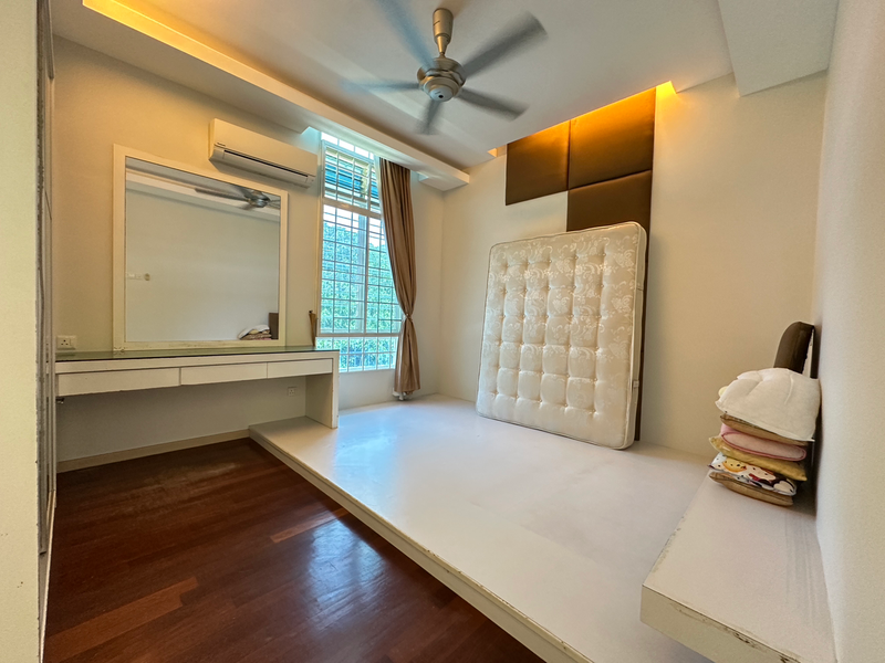 Semi-Detached House for Sale in Taman Suria, Bukit Katil by Kellyn Foo - iProperty.com.my