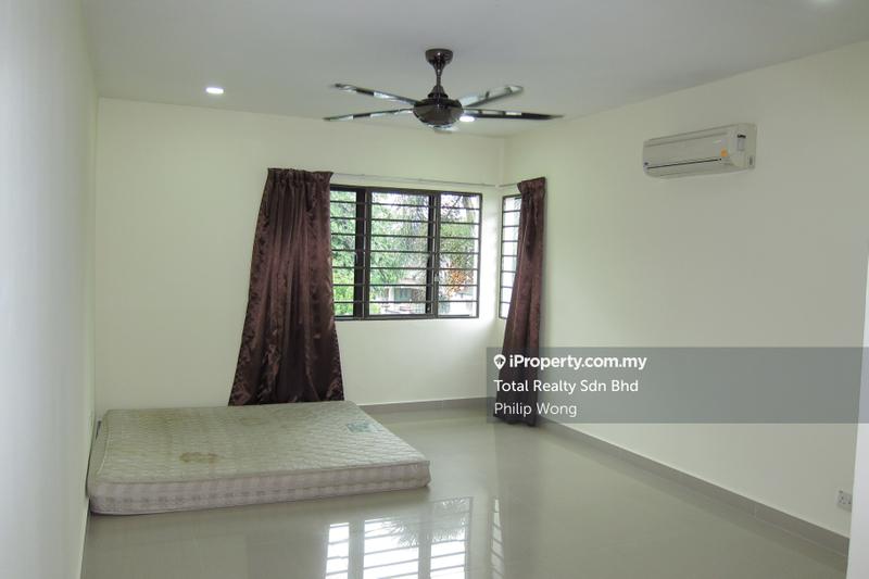 Rumah Teres 2-Tingkat untuk Dijual di Taman Bukit Serdang, Seri Kembangan oleh Philip Wong - iProperty.com.my