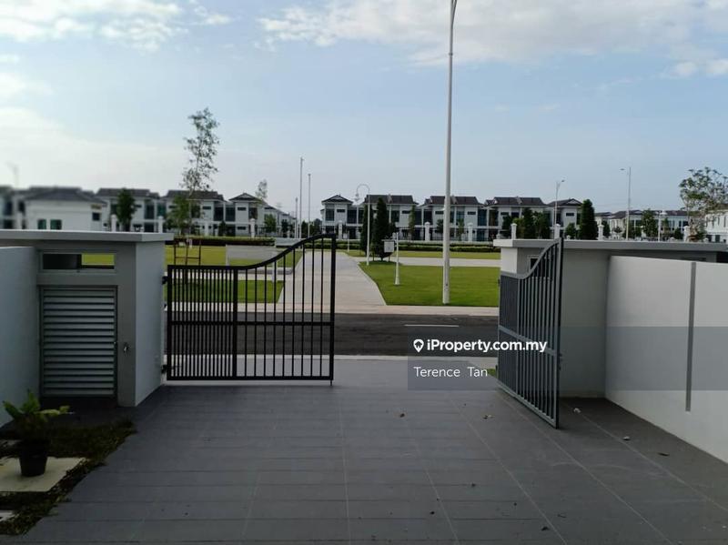 Rumah Berangkai 2 Tingkat untuk Dijual di Eco Tropics, Kota Masai, Millsgate, Parason, Masai, Pasir Gudang oleh Terence Tan - iProperty.com.my