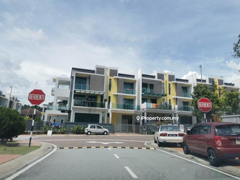 3-storey Terraced House for Sale in Ukay Tropika, Sering Ukay, Ukay Seraya, Tijani, Ampang by Fazli Shahar - iProperty.com.my
