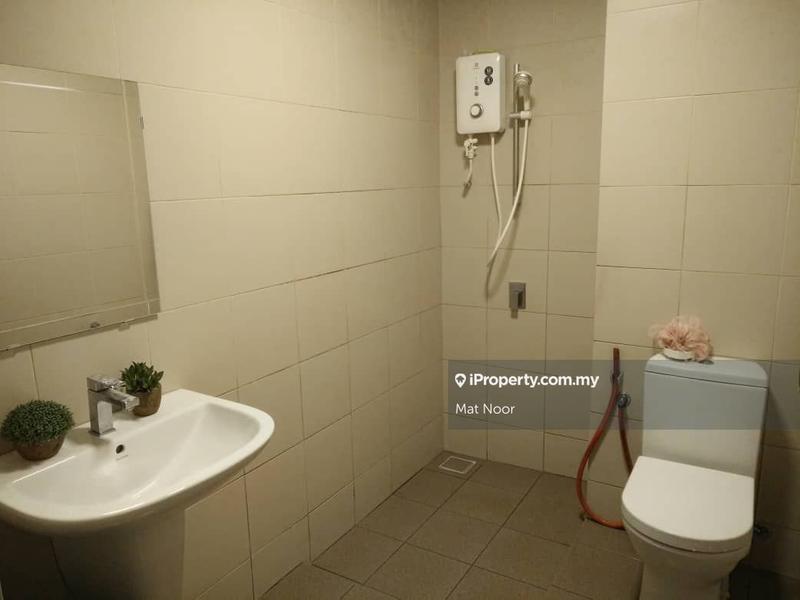Residensi Servis untuk Dijual di i-SOHO @ i-City oleh Mat Noor - iProperty.com.my
