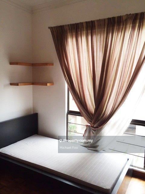 Rumah Bandar untuk Dijual di Serdang, Seri Kembangan oleh Michael Foo - iProperty.com.my