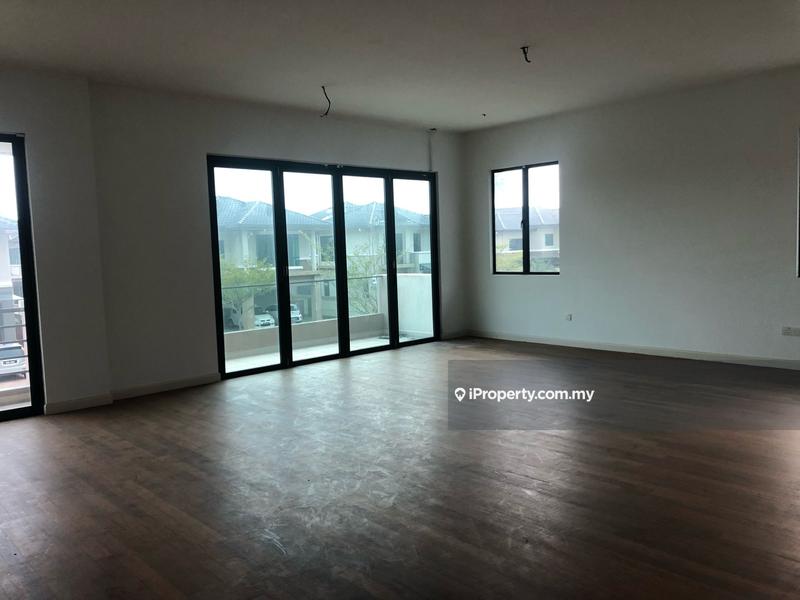 Bungalow House for Sale in Kota Kemuning, Shah Alam by Christine Lam - iProperty.com.my