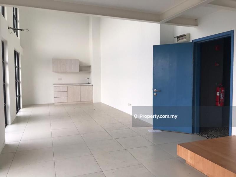 Kediaman Servis untuk Dijual di Colonial @ Empire City oleh Amelie Tan - iProperty.com.my