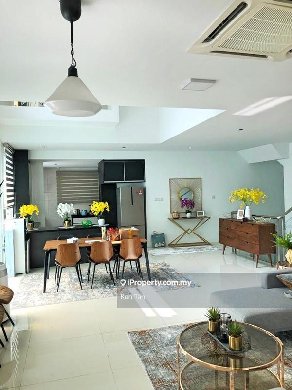 Rumah Berkembar untuk Dijual di The Rafflesia Damansara Perdana, Petaling Jaya oleh Ken Tan - iProperty.com.my