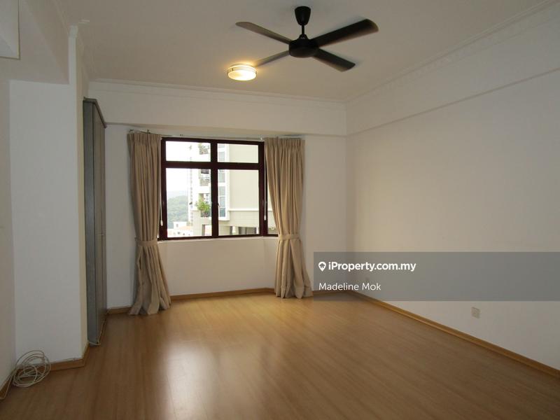 Condominium for Sale in Impian Emas by Madeline Mok - Master Bedroom - iProperty.com.my