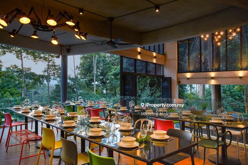 Bungalow House for Sale in Janda Baik, Bentong by Madeline Mok - Dining Hall - iProperty.com.my