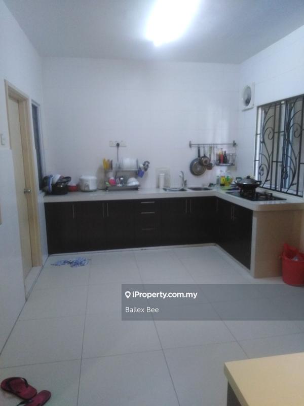 Rumah Berkembar untuk Dijual di Kemunung Utama, Shah Alam oleh Ballex Bee - iProperty.com.my