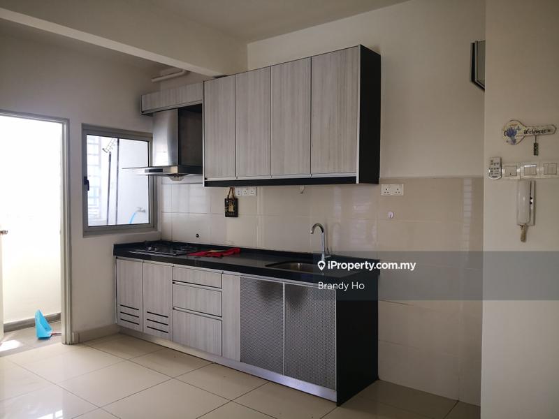 For Sale - Livia Residence @ C180