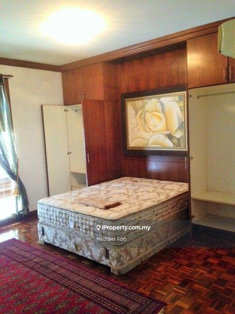 Rumah Bandar untuk Dijual di Serdang, Seri Kembangan oleh Michael Foo - iProperty.com.my