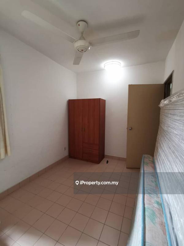 Condominium for Sale in Perdana Exclusive by Edward Chai - iProperty.com.my