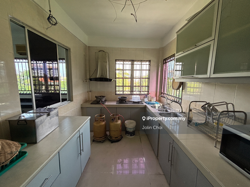 Rumah Teres 2.5-Tingkat untuk Dijual di BANDAR PUCHONG JAYA, Puchong oleh Jolin Choi - iProperty.com.my