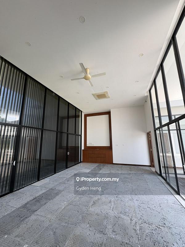 Bungalow House for Sale in Leisure Farm, Gelang Patah by Gyden Heng - iProperty.com.my