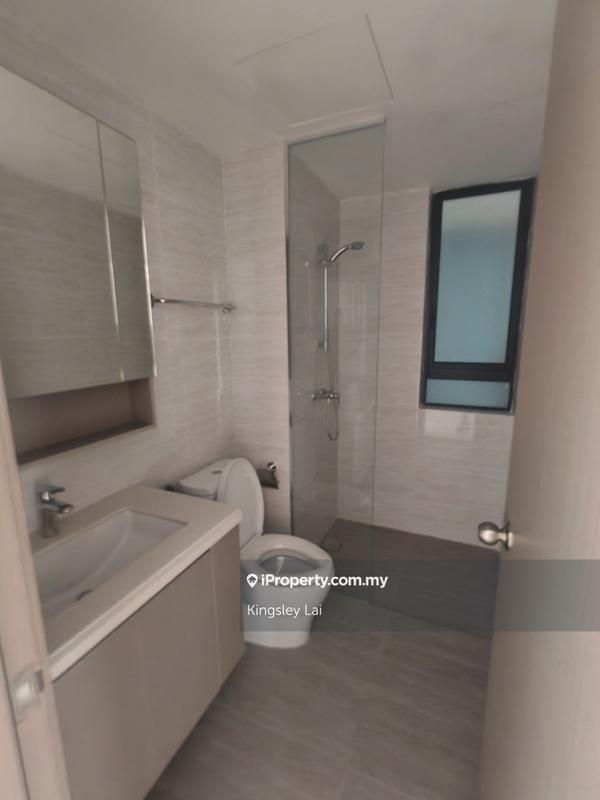 For Sale - Baron Residence @ Lake City