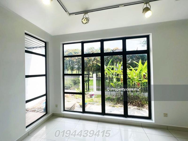3-storey Terraced House for Sale in Laman Glenmarie, Glenmarie by Weng Tan - iProperty.com.my