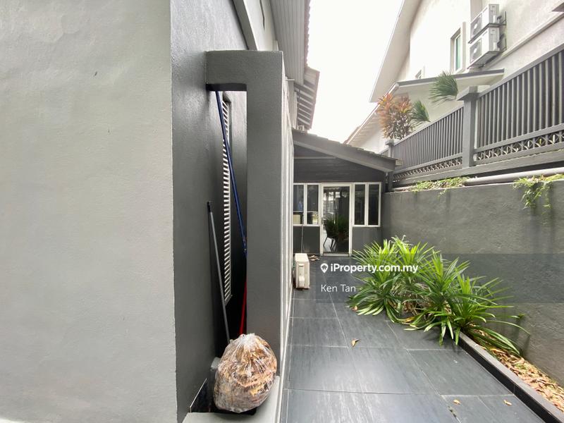 Bungalow House for Sale in Mutiara Damansara, Selangor by Ken Tan - iProperty.com.my