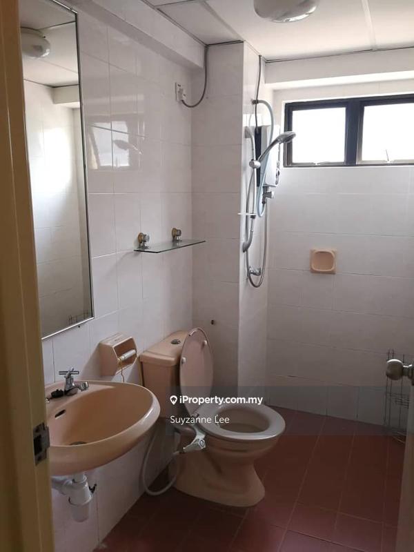 For Sale - Anjung Hijau (Greenfields)