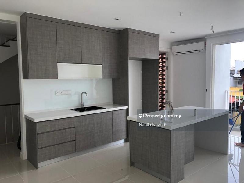 Rumah Teres 3-Tingkat untuk Dijual di Telipot, Kota Bharu oleh Nabila Nazori - iProperty.com.my