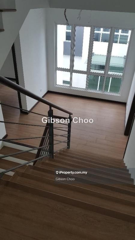 Rumah Berkembar untuk Dijual di Suria Residence oleh Gibson Choo - iProperty.com.my