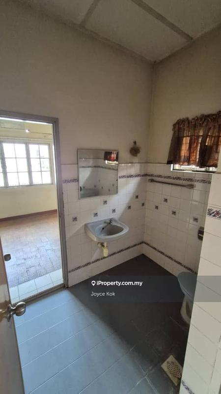 Rumah Berkembar untuk Dijual di Usj 5, Subang Jaya oleh Joyce Kok - iProperty.com.my