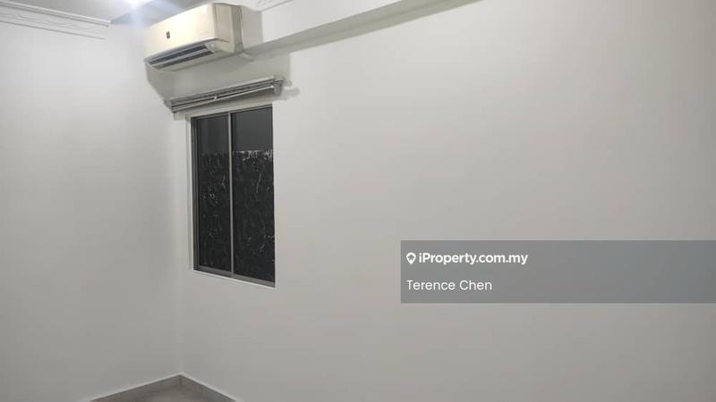 Kondominium untuk Dijual di Petaling Indah Condominiums oleh Terence Chen - Interior - iProperty.com.my