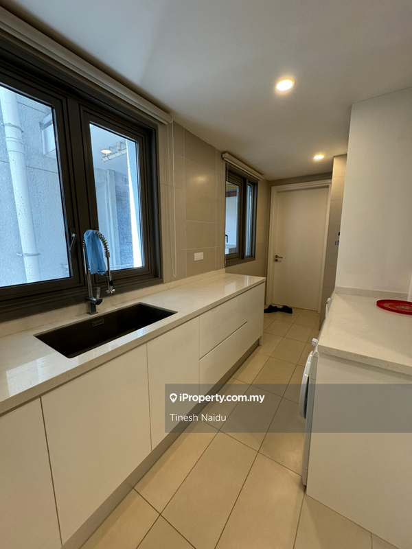Kediaman Servis untuk Dijual di The Sentral Residences oleh Tinesh Naidu - iProperty.com.my