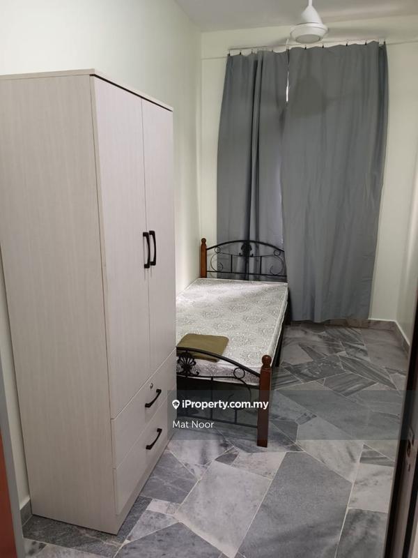 Pangsapuri untuk Dijual di Ilham Apartment oleh Mat Noor - iProperty.com.my