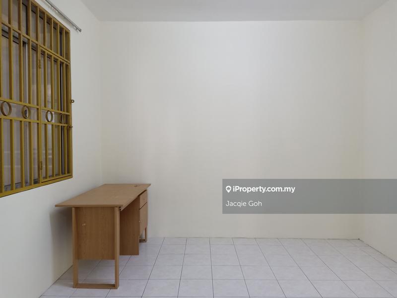 Condominium for Sale in Platinum Hill PV 5 by Jacqie Goh - iProperty.com.my