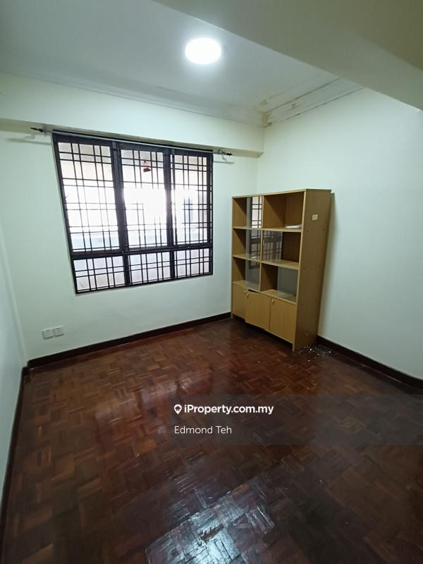 Apartment for Sale in Anjung Hijau (Greenfields) by Edmond Teh - iProperty.com.my