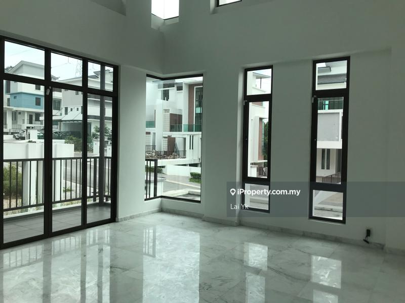 Rumah Berkembar untuk Dijual di Putra Heights, Subang Jaya oleh Lai Yk - iProperty.com.my