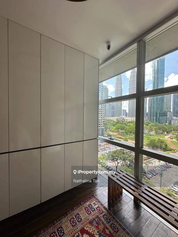 For Sale - Park Seven