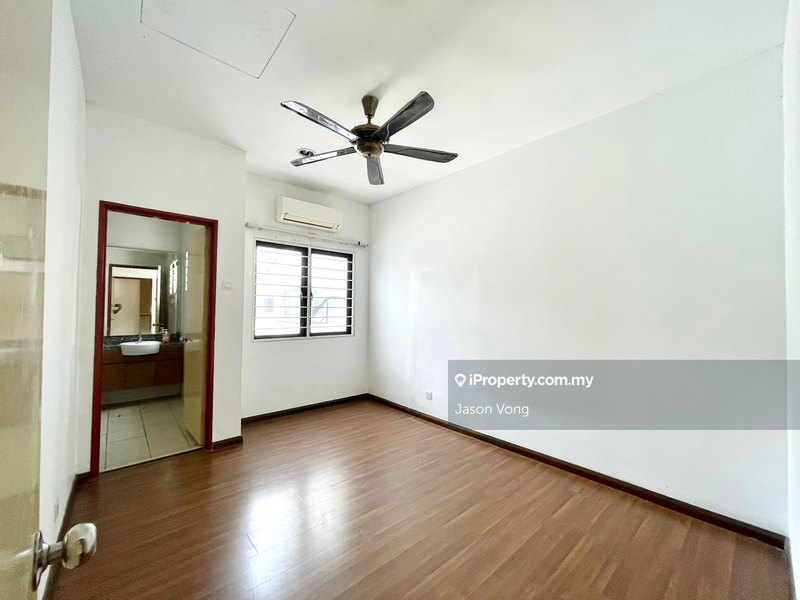 3-storey Terraced House for Sale in Lake Fields, Sungai Besi by Jason Vong - iProperty.com.my