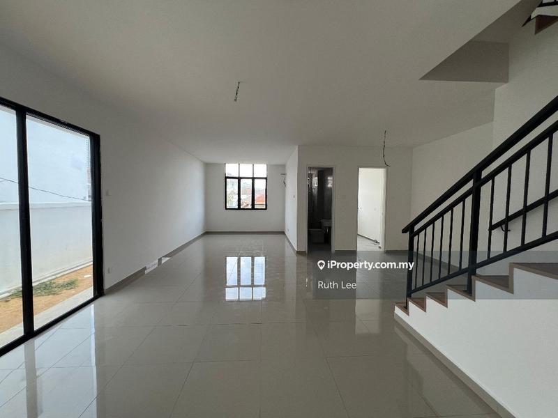 3-storey Terraced House for Sale in Batu Feringghi, Penang by Ruth Lee - iProperty.com.my