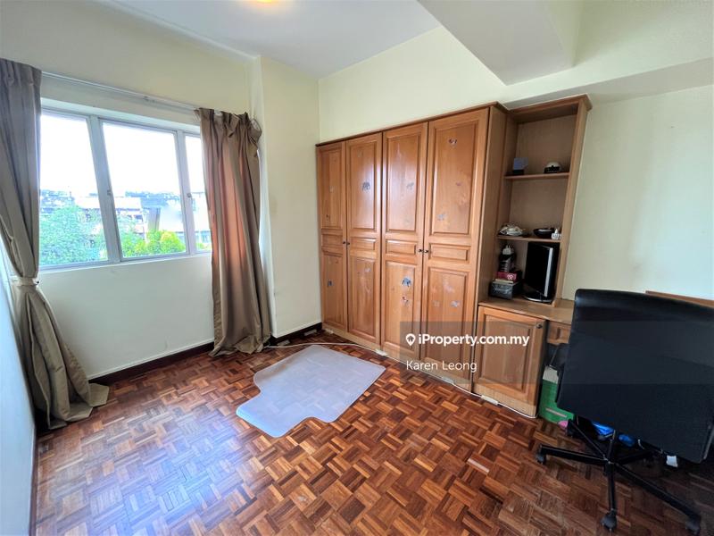 For Sale - Villa Flora