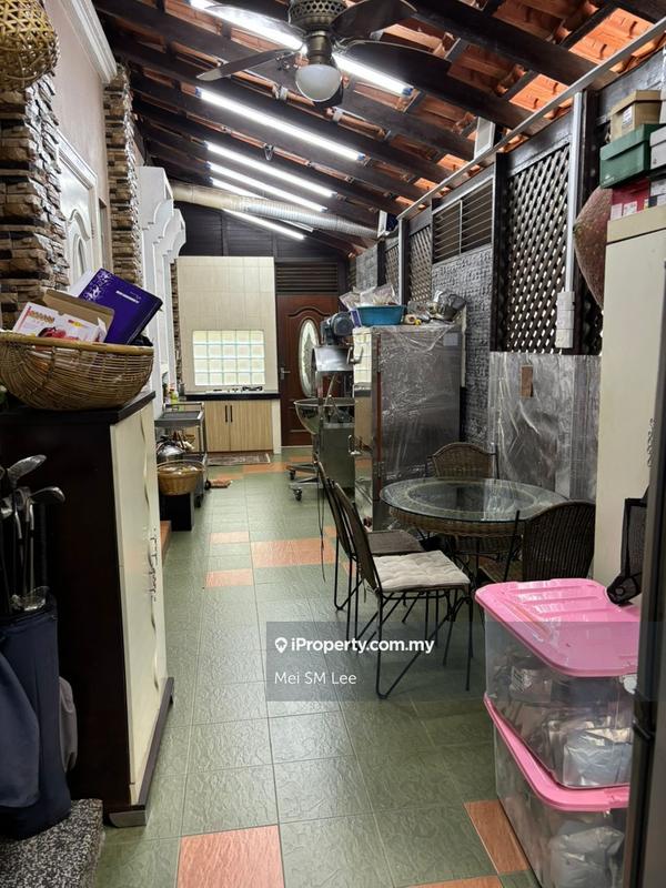Banglo untuk Dijual di Taman Damai Jaya, Cheras oleh Mei SM Lee - Damai Jaya, Cheras Kitchen - iProperty.com.my