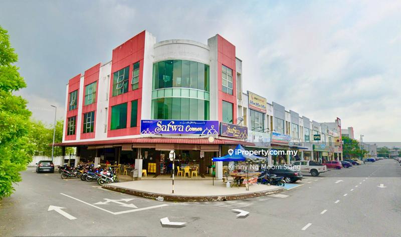 For Sale - ( Corner )( Freehold ) Jenjarum Taman Sri Jaromas 3 Storey Shop ( Sale )