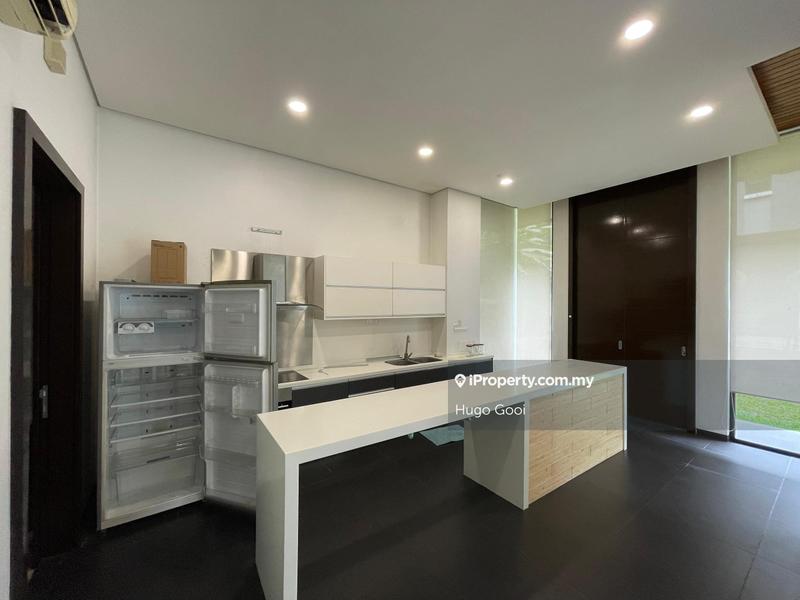 Bungalow House for Sale in Bluwater Estate, The Mines Resort City, Gita Bayu, Seri Kembangan by Hugo Gooi - iProperty.com.my