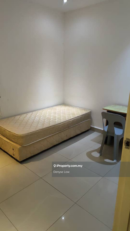 For Rent - Paramount View