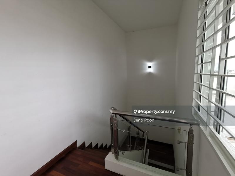 Kondominium untuk Dijual di 8 Petaling oleh Jeno Poon - iProperty.com.my