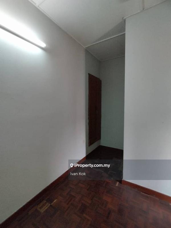 Rumah Berangkai 2 Tingkat untuk Dijual di SS19, Subang Jaya oleh Ivan Kok - iProperty.com.my