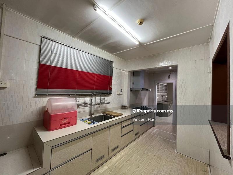 2.5-storey Terraced House for Sale in Desa Manjung Raya, Lumut by Vincent Har - iProperty.com.my