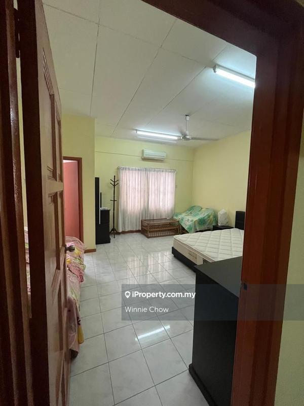 Rumah Teres 2-Tingkat untuk Dijual di Bukit Rimau, Shah Alam oleh Winnie Chow - iProperty.com.my