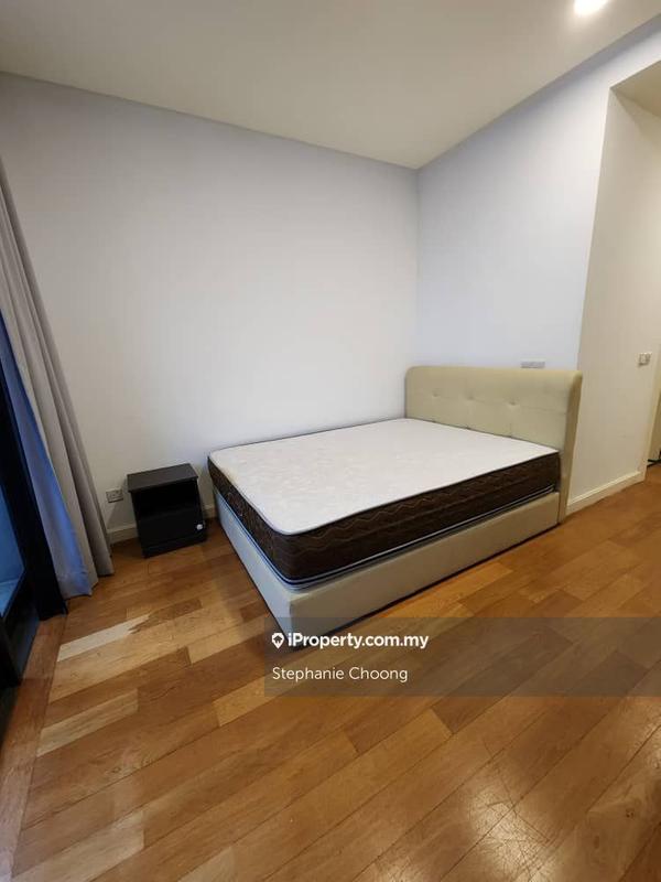 For Sale - 6 CapSquare