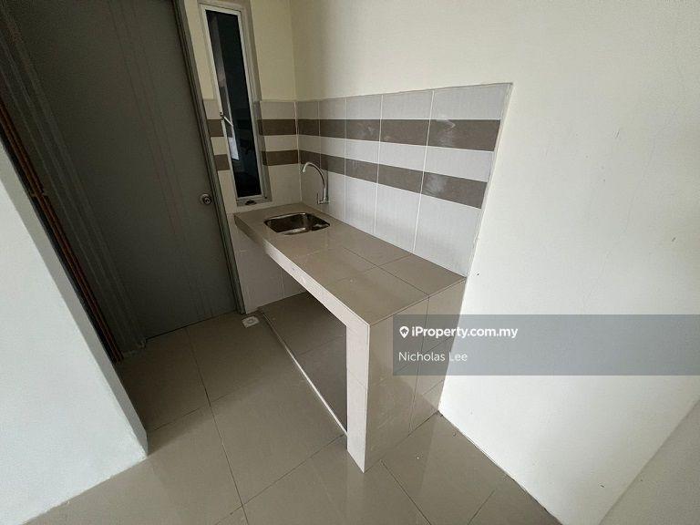 Apartment for Sale in Sky Garden Residences by Nicholas Lee - iProperty.com.my